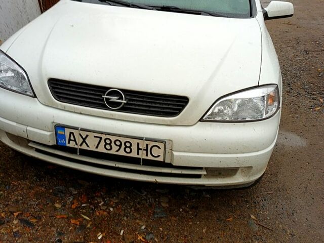 Белый Опель Астра, объемом двигателя 1.7 л и пробегом 0 тыс. км за 3000 $, фото 1 на Automoto.ua