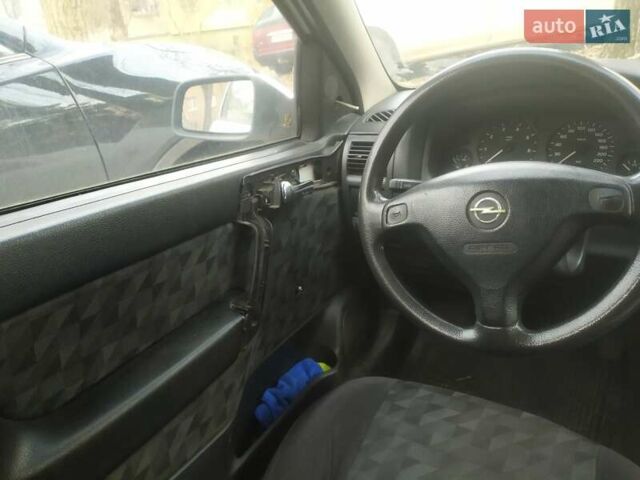 Белый Опель Астра, объемом двигателя 1.6 л и пробегом 336 тыс. км за 1950 $, фото 7 на Automoto.ua