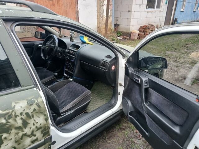 Білий Опель Астра, об'ємом двигуна 2 л та пробігом 2 тис. км за 1548 $, фото 4 на Automoto.ua