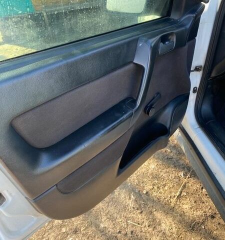 Белый Опель Астра, объемом двигателя 1.7 л и пробегом 385 тыс. км за 1599 $, фото 8 на Automoto.ua