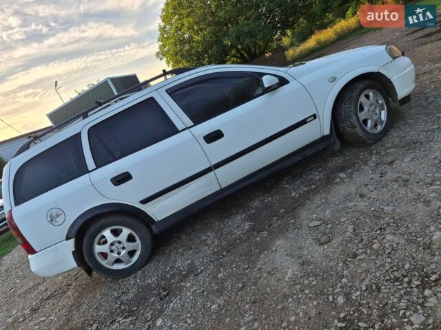Белый Опель Астра, объемом двигателя 2 л и пробегом 459 тыс. км за 1750 $, фото 7 на Automoto.ua