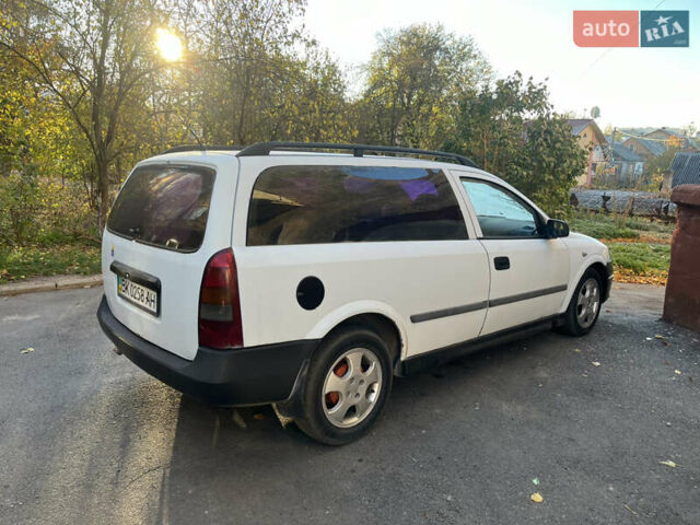 Белый Опель Астра, объемом двигателя 1.7 л и пробегом 300 тыс. км за 1650 $, фото 6 на Automoto.ua