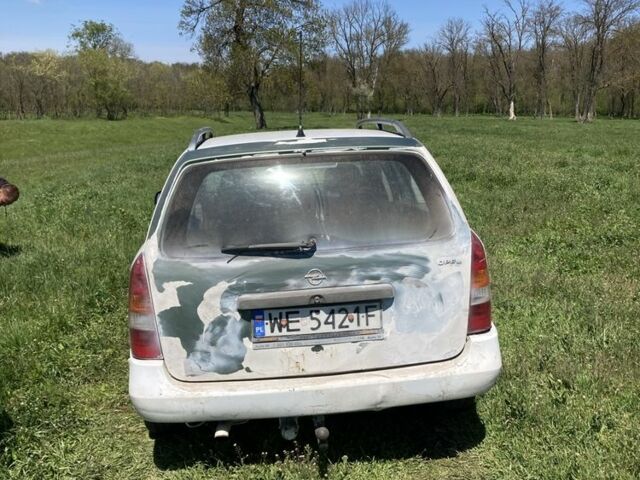 Белый Опель Астра, объемом двигателя 0 л и пробегом 3 тыс. км за 800 $, фото 2 на Automoto.ua