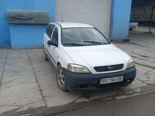 Белый Опель Астра, объемом двигателя 2 л и пробегом 270 тыс. км за 1000 $, фото 1 на Automoto.ua