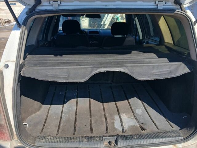 Белый Опель Астра, объемом двигателя 1.4 л и пробегом 200 тыс. км за 1700 $, фото 4 на Automoto.ua