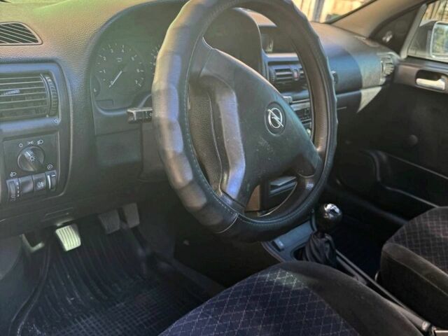 Белый Опель Астра, объемом двигателя 0 л и пробегом 280 тыс. км за 3000 $, фото 6 на Automoto.ua