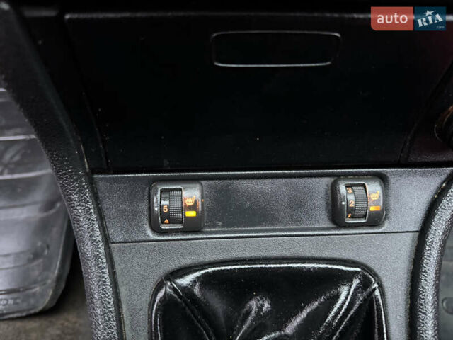 Белый Опель Астра, объемом двигателя 2 л и пробегом 295 тыс. км за 2300 $, фото 27 на Automoto.ua