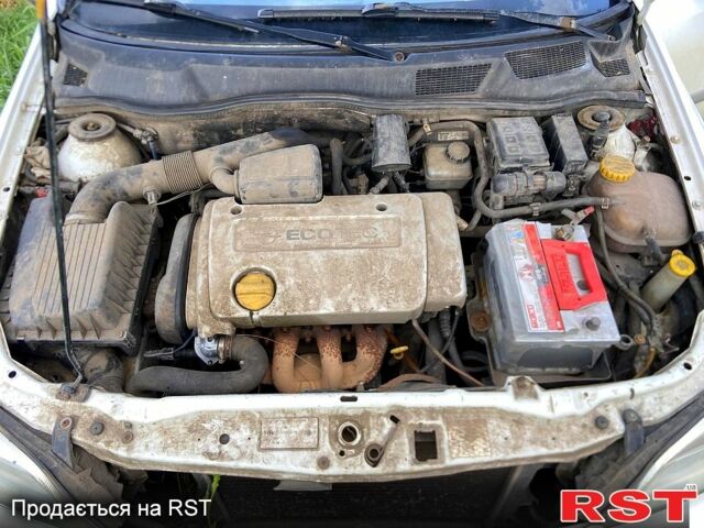 Белый Опель Астра, объемом двигателя 1.4 л и пробегом 0 тыс. км за 2500 $, фото 5 на Automoto.ua