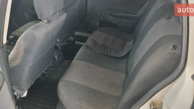 Белый Опель Астра, объемом двигателя 1.6 л и пробегом 266 тыс. км за 3700 $, фото 8 на Automoto.ua