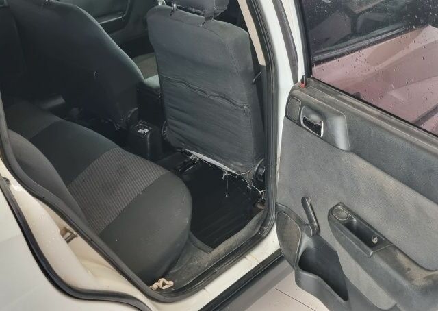 Белый Опель Астра, объемом двигателя 1.6 л и пробегом 266 тыс. км за 3700 $, фото 7 на Automoto.ua