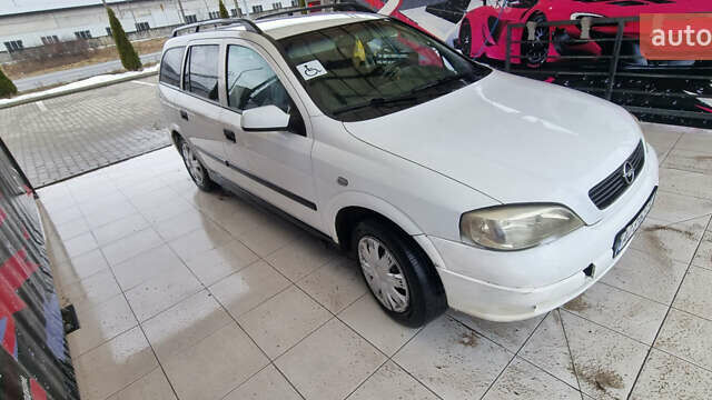 Белый Опель Астра, объемом двигателя 1.6 л и пробегом 266 тыс. км за 3700 $, фото 5 на Automoto.ua