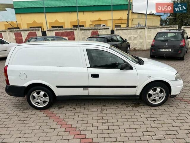 Белый Опель Астра, объемом двигателя 1.69 л и пробегом 222 тыс. км за 1850 $, фото 2 на Automoto.ua