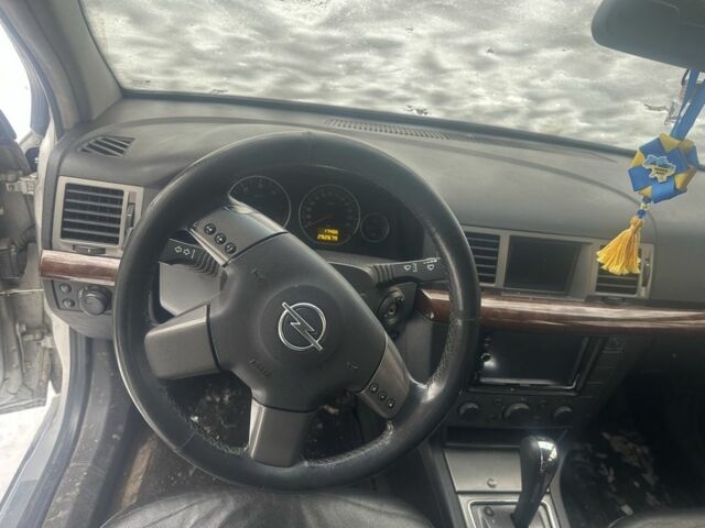 Білий Опель Астра, об'ємом двигуна 3 л та пробігом 230 тис. км за 2079 $, фото 5 на Automoto.ua