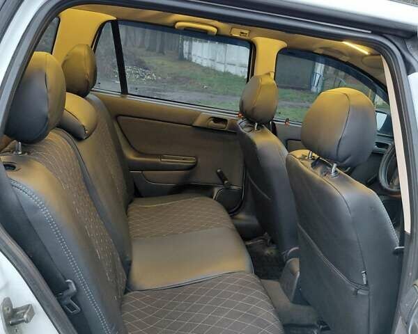 Белый Опель Астра, объемом двигателя 1.6 л и пробегом 285 тыс. км за 3000 $, фото 12 на Automoto.ua