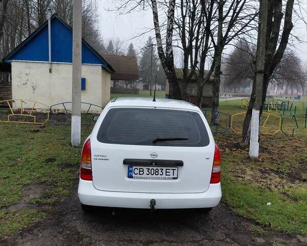 Белый Опель Астра, объемом двигателя 1.6 л и пробегом 285 тыс. км за 3000 $, фото 6 на Automoto.ua