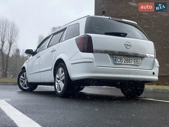 Білий Опель Астра, об'ємом двигуна 1.6 л та пробігом 271 тис. км за 4200 $, фото 7 на Automoto.ua