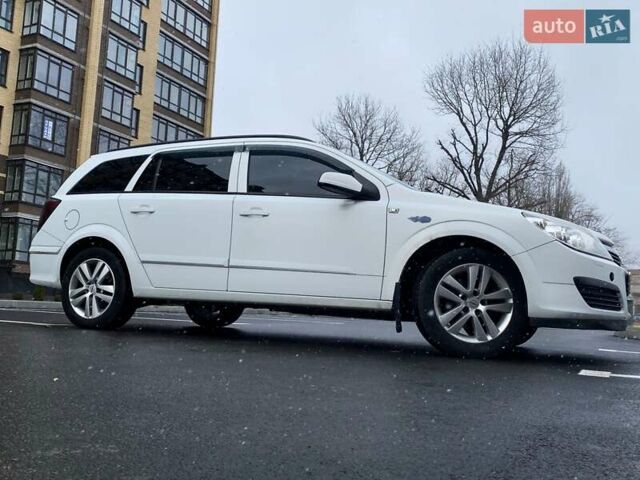 Білий Опель Астра, об'ємом двигуна 1.6 л та пробігом 271 тис. км за 4200 $, фото 2 на Automoto.ua