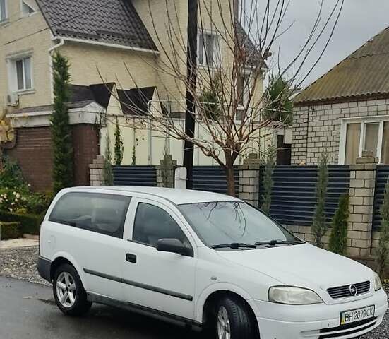 Белый Опель Астра, объемом двигателя 2 л и пробегом 320 тыс. км за 2500 $, фото 6 на Automoto.ua