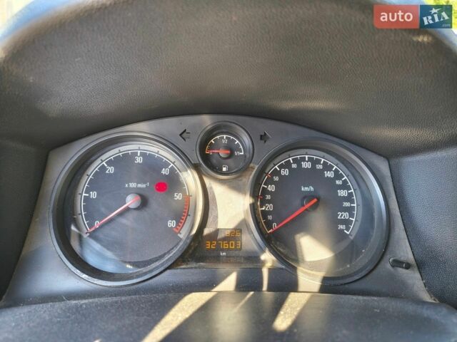Білий Опель Астра, об'ємом двигуна 1.69 л та пробігом 327 тис. км за 3000 $, фото 2 на Automoto.ua