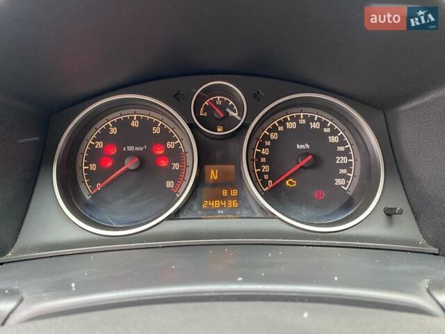 Білий Опель Астра, об'ємом двигуна 1.6 л та пробігом 271 тис. км за 4200 $, фото 19 на Automoto.ua