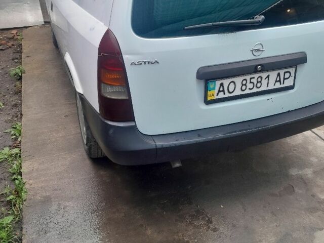 Белый Опель Астра, объемом двигателя 1.7 л и пробегом 1 тыс. км за 2200 $, фото 1 на Automoto.ua