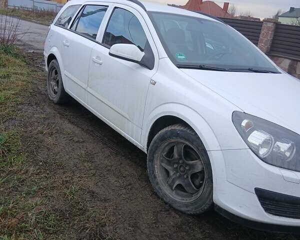 Білий Опель Астра, об'ємом двигуна 1.6 л та пробігом 199 тис. км за 5000 $, фото 3 на Automoto.ua