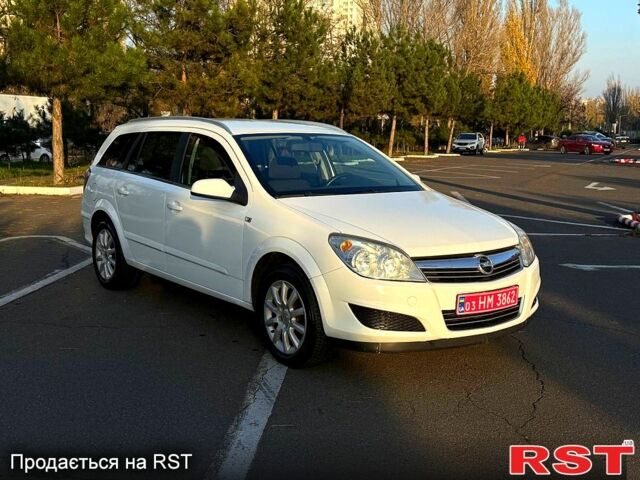 Белый Опель Астра, объемом двигателя 1.6 л и пробегом 225 тыс. км за 5300 $, фото 2 на Automoto.ua