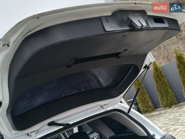 Білий Опель Астра, об'ємом двигуна 1.6 л та пробігом 279 тис. км за 3650 $, фото 25 на Automoto.ua