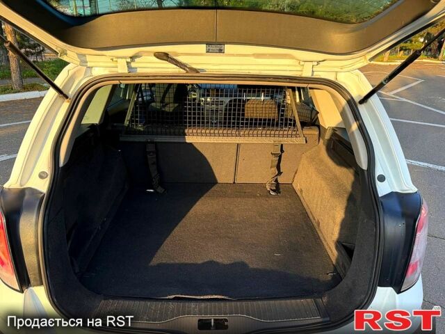 Белый Опель Астра, объемом двигателя 1.6 л и пробегом 225 тыс. км за 5300 $, фото 8 на Automoto.ua