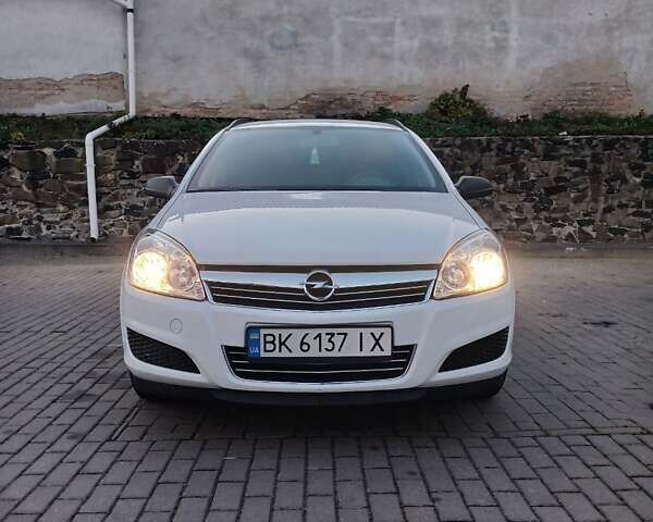Білий Опель Астра, об'ємом двигуна 1.6 л та пробігом 194 тис. км за 5500 $, фото 8 на Automoto.ua