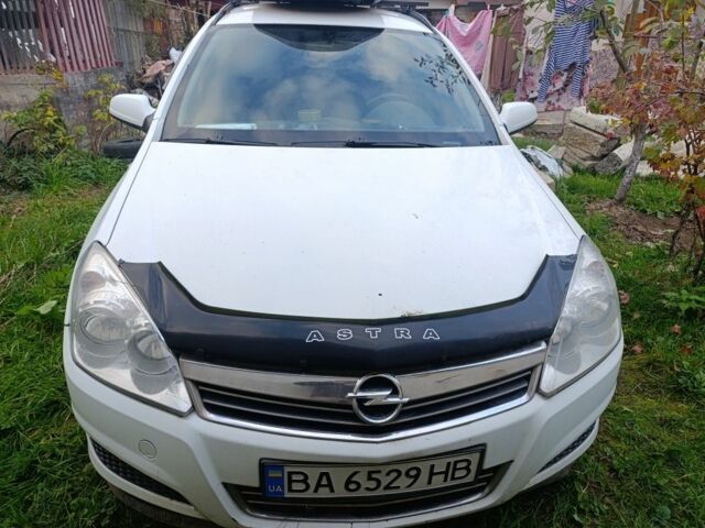 Білий Опель Астра, об'ємом двигуна 1.6 л та пробігом 275 тис. км за 4325 $, фото 6 на Automoto.ua