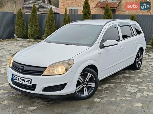 Білий Опель Астра, об'ємом двигуна 1.6 л та пробігом 279 тис. км за 3650 $, фото 7 на Automoto.ua