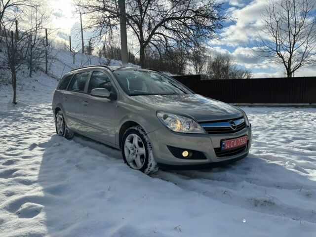 Білий Опель Астра, об'ємом двигуна 0 л та пробігом 211 тис. км за 4899 $, фото 3 на Automoto.ua