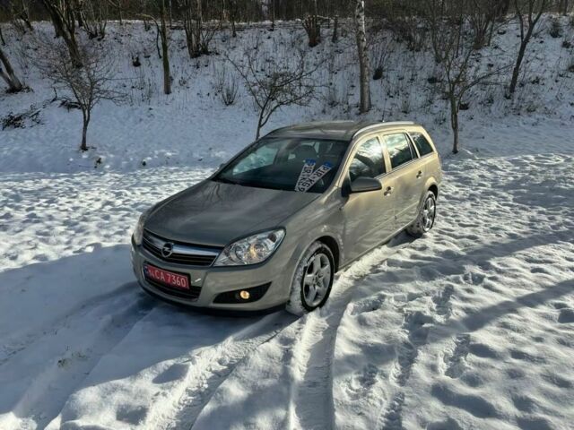 Білий Опель Астра, об'ємом двигуна 0 л та пробігом 211 тис. км за 4899 $, фото 4 на Automoto.ua