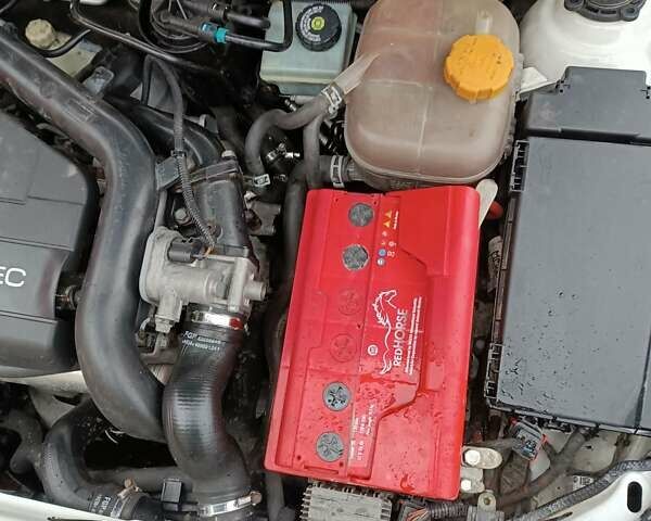 Білий Опель Астра, об'ємом двигуна 1.69 л та пробігом 283 тис. км за 5750 $, фото 32 на Automoto.ua