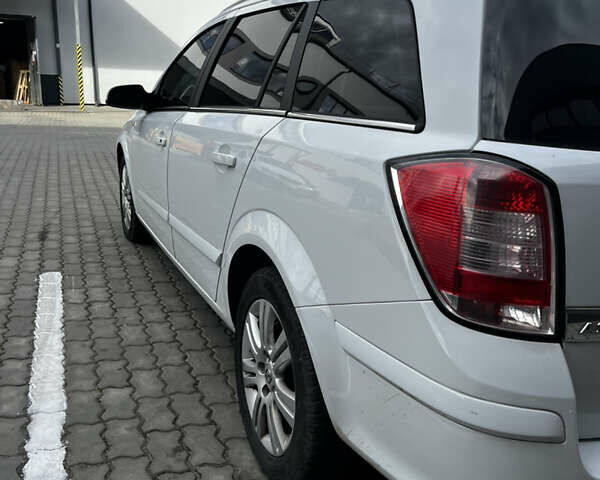 Білий Опель Астра, об'ємом двигуна 1.7 л та пробігом 287 тис. км за 5650 $, фото 1 на Automoto.ua