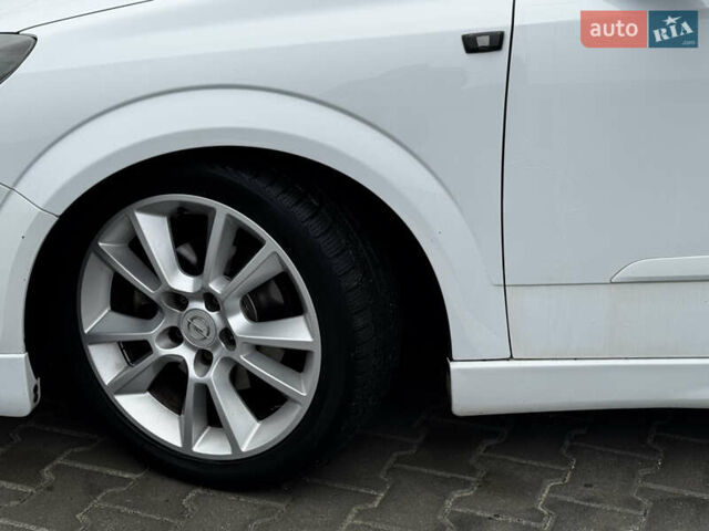 Белый Опель Астра, объемом двигателя 1.8 л и пробегом 166 тыс. км за 5750 $, фото 25 на Automoto.ua