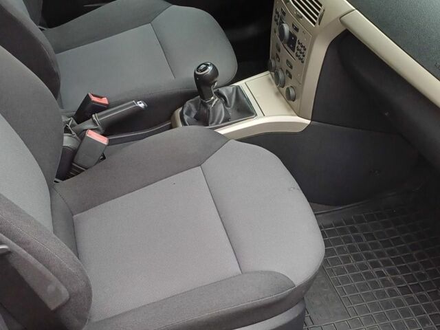 Белый Опель Астра, объемом двигателя 0 л и пробегом 155 тыс. км за 5299 $, фото 7 на Automoto.ua