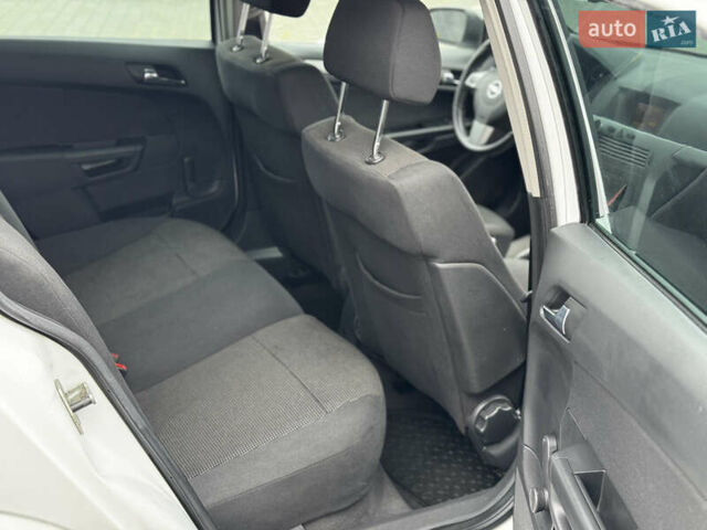 Белый Опель Астра, объемом двигателя 1.8 л и пробегом 166 тыс. км за 5750 $, фото 41 на Automoto.ua