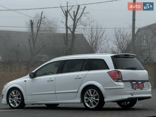 Белый Опель Астра, объемом двигателя 1.8 л и пробегом 166 тыс. км за 5750 $, фото 11 на Automoto.ua