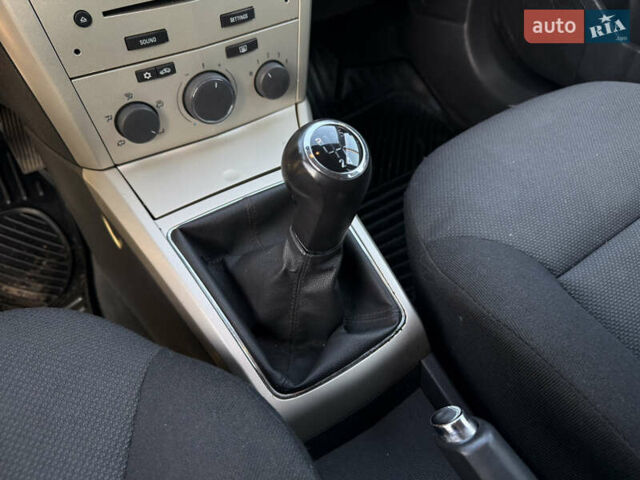 Білий Опель Астра, об'ємом двигуна 1.6 л та пробігом 220 тис. км за 6600 $, фото 22 на Automoto.ua