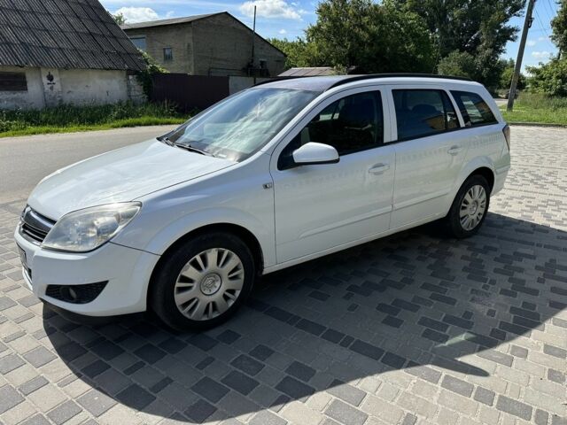 Білий Опель Астра, об'ємом двигуна 1.7 л та пробігом 257 тис. км за 4007 $, фото 3 на Automoto.ua
