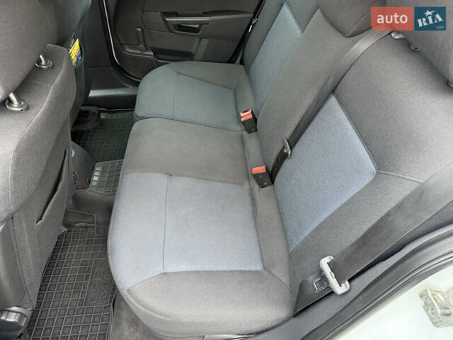 Білий Опель Астра, об'ємом двигуна 1.6 л та пробігом 219 тис. км за 5800 $, фото 11 на Automoto.ua