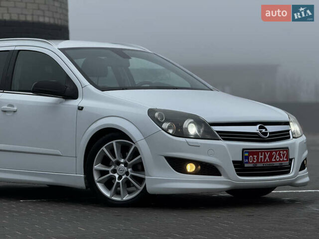 Белый Опель Астра, объемом двигателя 1.8 л и пробегом 166 тыс. км за 5750 $, фото 2 на Automoto.ua