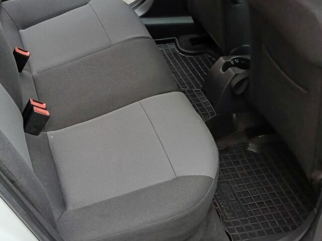 Белый Опель Астра, объемом двигателя 0 л и пробегом 155 тыс. км за 5299 $, фото 9 на Automoto.ua