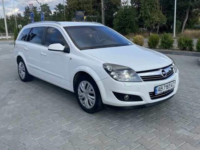 Білий Опель Астра, об'ємом двигуна 1.7 л та пробігом 224 тис. км за 5300 $, фото 1 на Automoto.ua