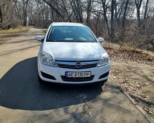 Білий Опель Астра, об'ємом двигуна 1.4 л та пробігом 210 тис. км за 7000 $, фото 7 на Automoto.ua