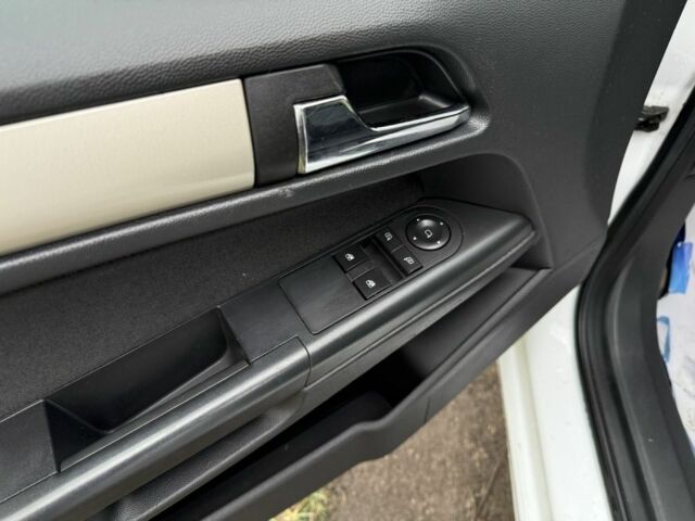 Белый Опель Астра, объемом двигателя 1.6 л и пробегом 220 тыс. км за 5500 $, фото 4 на Automoto.ua