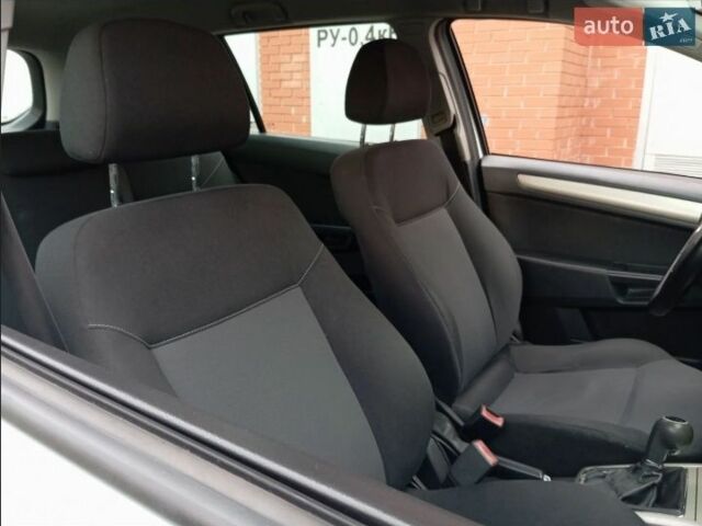 Білий Опель Астра, об'ємом двигуна 1.7 л та пробігом 247 тис. км за 5100 $, фото 8 на Automoto.ua