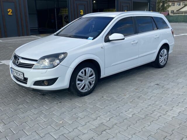 Білий Опель Астра, об'ємом двигуна 1.7 л та пробігом 224 тис. км за 5300 $, фото 2 на Automoto.ua